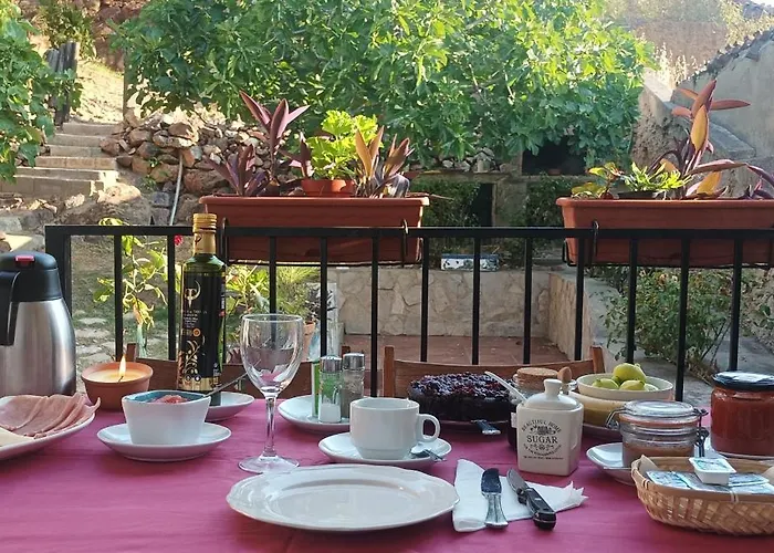 El Balcon De Bed & Breakfast